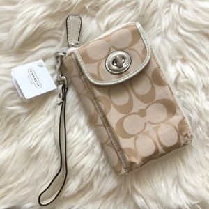 Coach wrislet purse NEW with tags! Phone & Wallet!